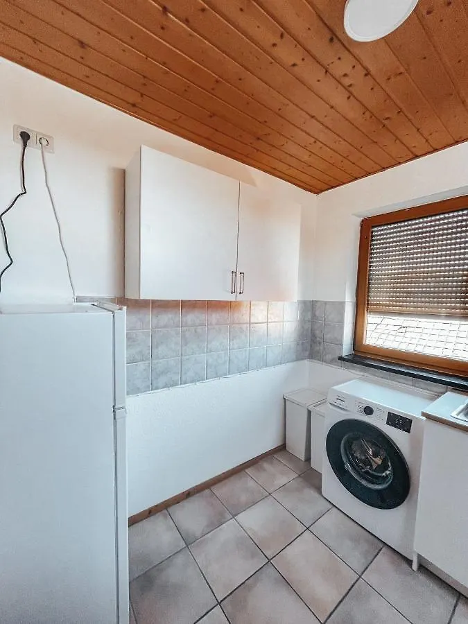 Ferienwohnung Granny Smith Neuhofen Apartment