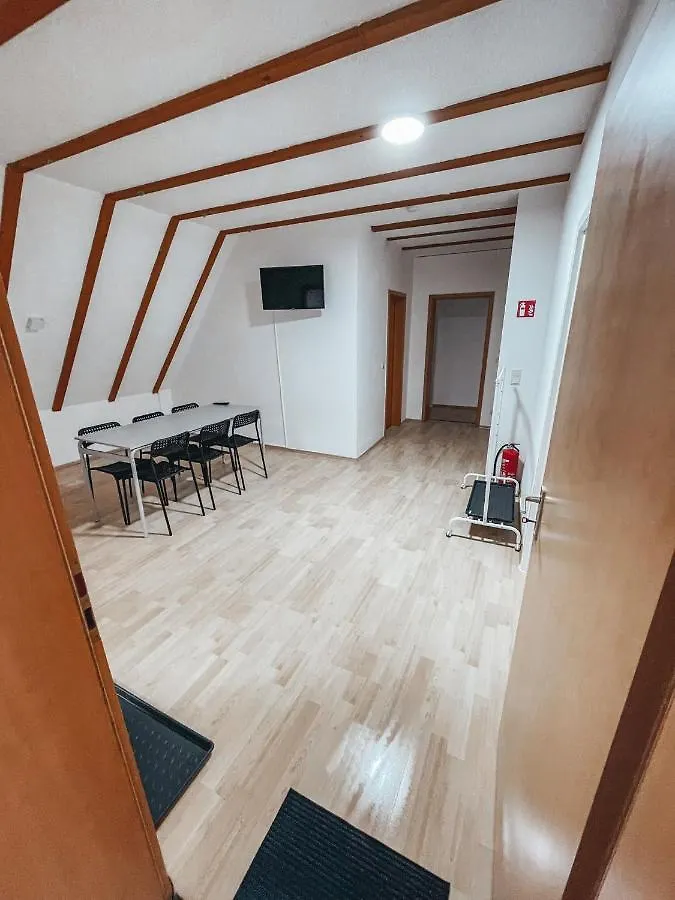Apartment Ferienwohnung Granny Smith Neuhofen Deutschland